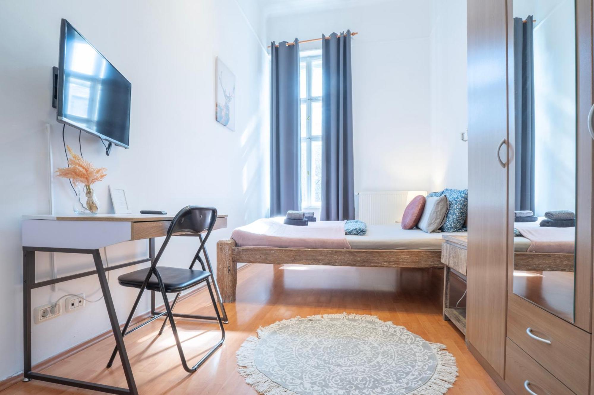 Cedar Inn Budapest - Palace District 外观 照片